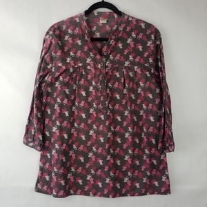 Mitra Handcrafted Womens Henley Blouse Size Large. Beach chair print